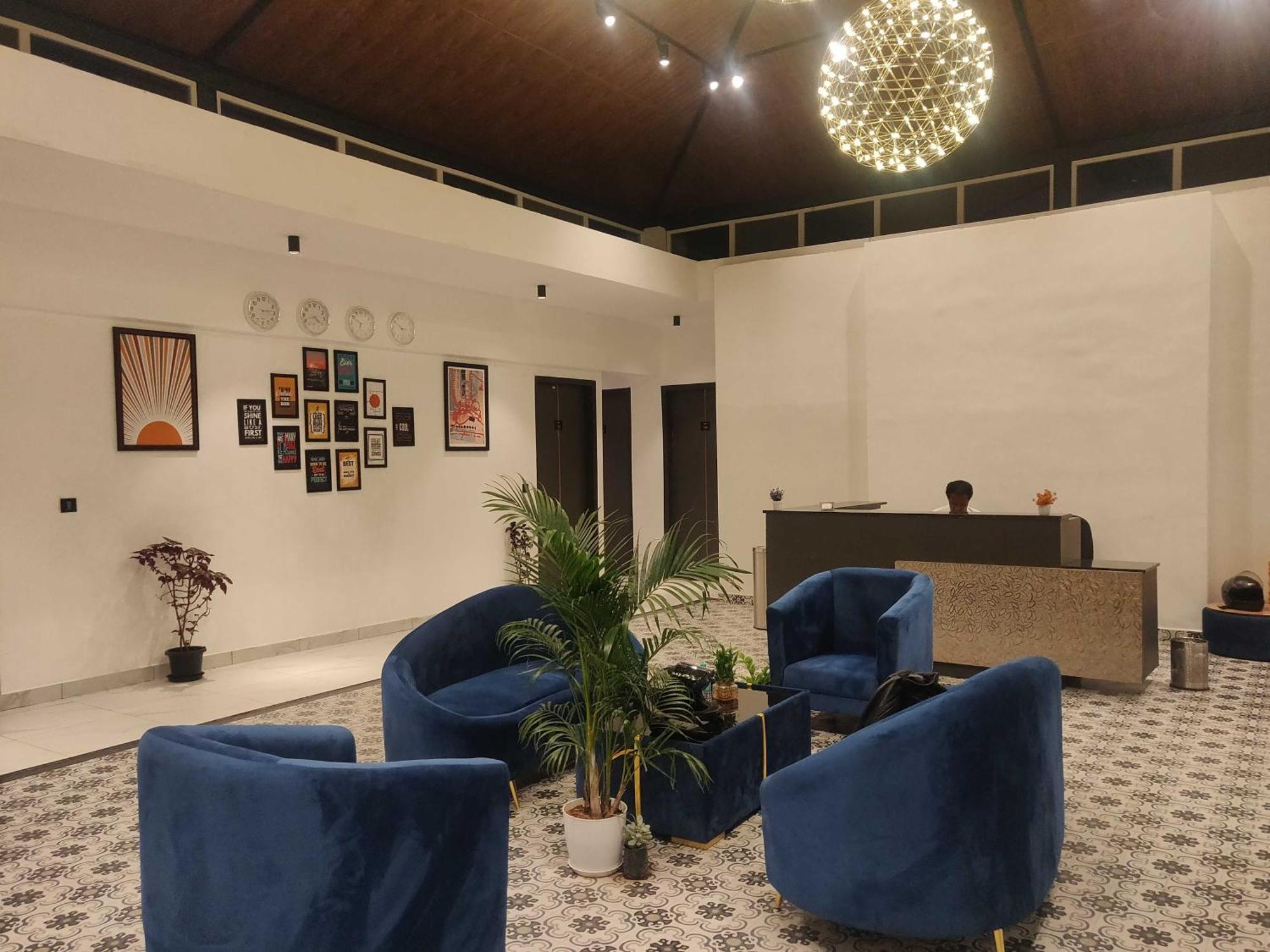 Super Townhouse Shivamogga Formerly Karthik Bhavan Eksteriør billede